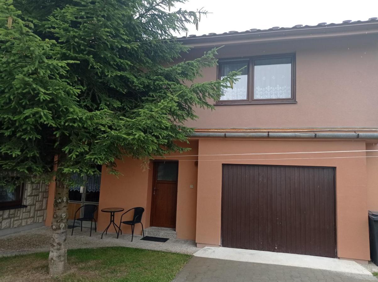 Penzion Sarka Hotel Štrba Exterior foto