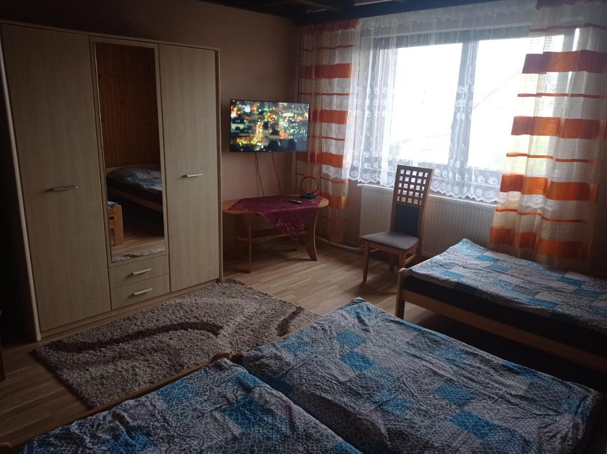 Penzion Sarka Hotel Štrba Exterior foto